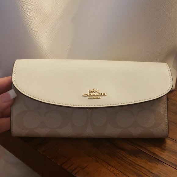 Coach Handbags - Brand new coach wallet